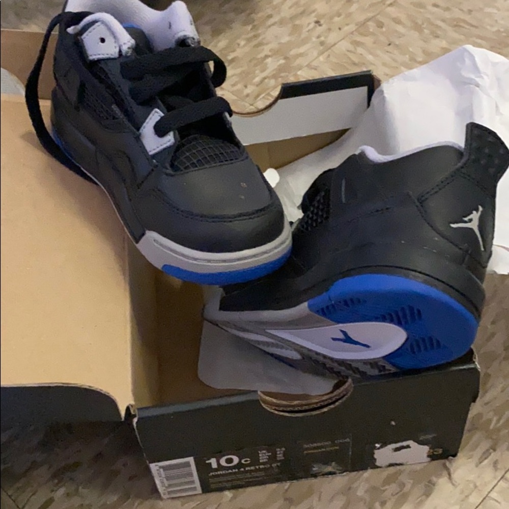 Jordan retro size 10c